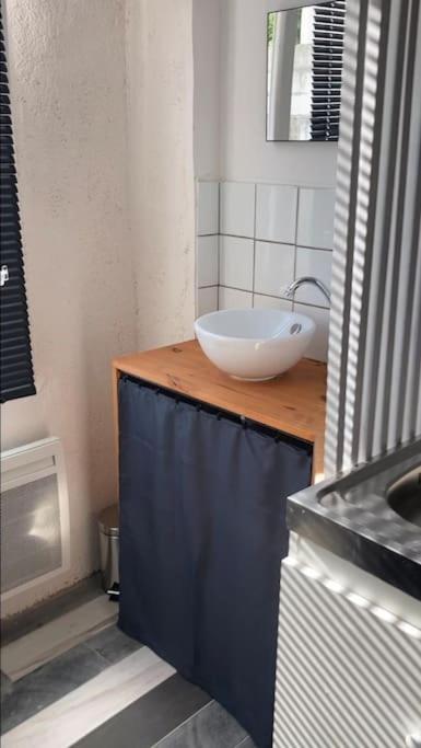Studio Au Centre De Quimper Rdc Apartment Екстериор снимка